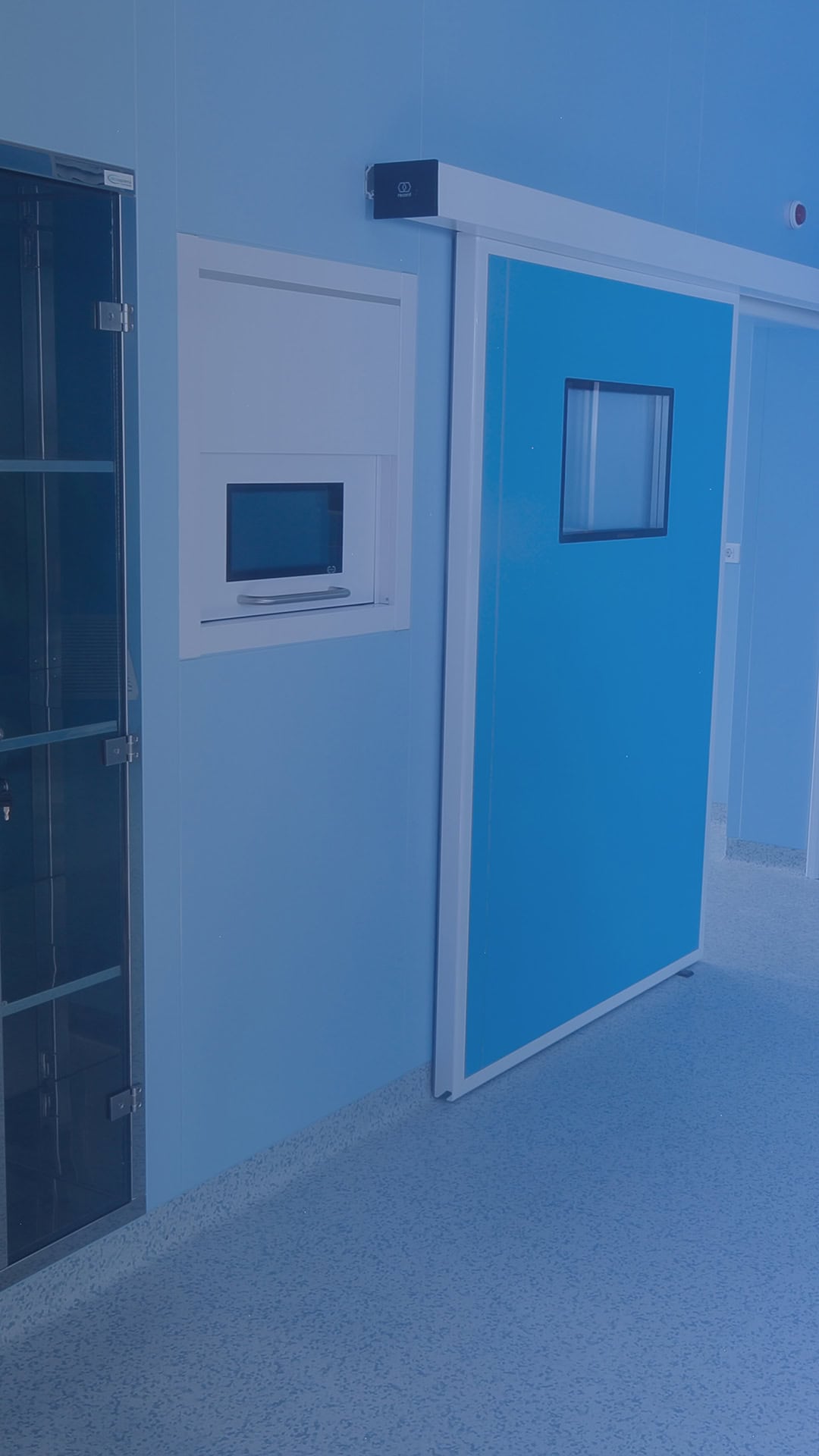 Ferestre pentru transferul instrumentarului medical TORMED W