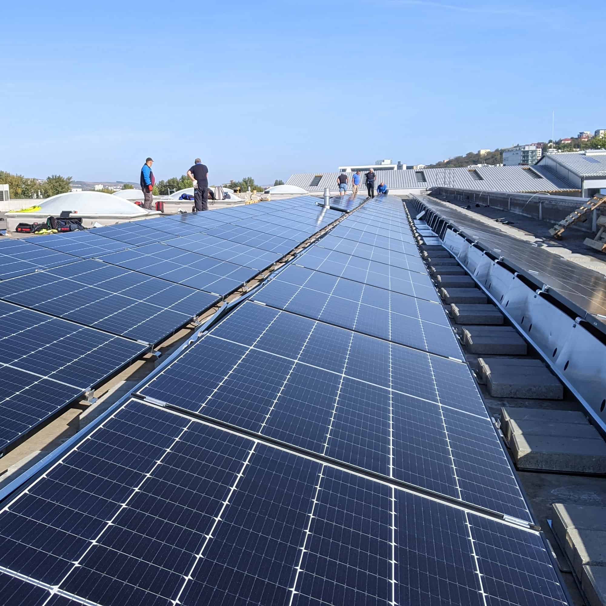Proiect fotovoltaic KADRA Proiect fotovoltaic KADRA