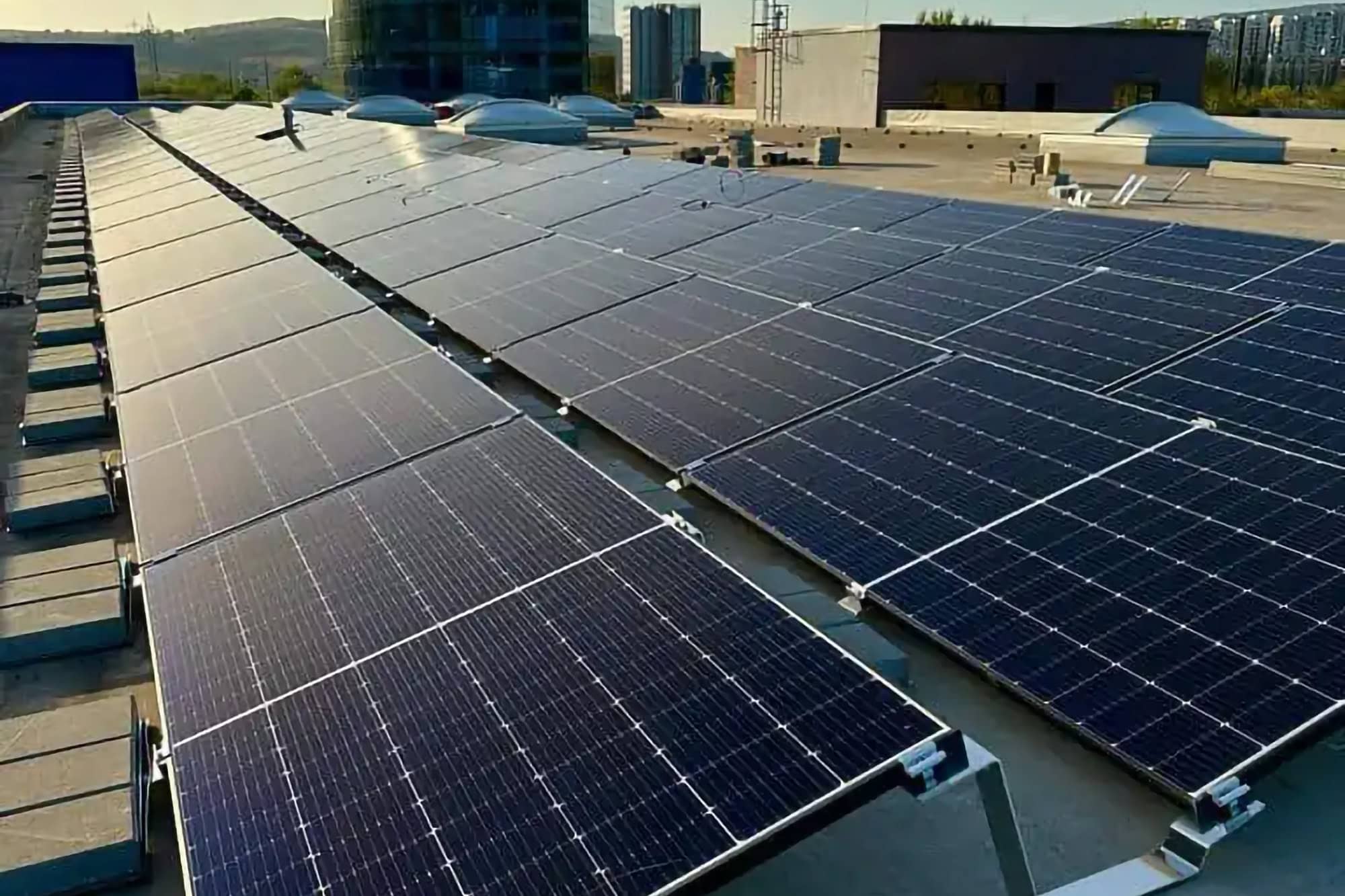 Energie verde pentru sediul KADRA din Cluj