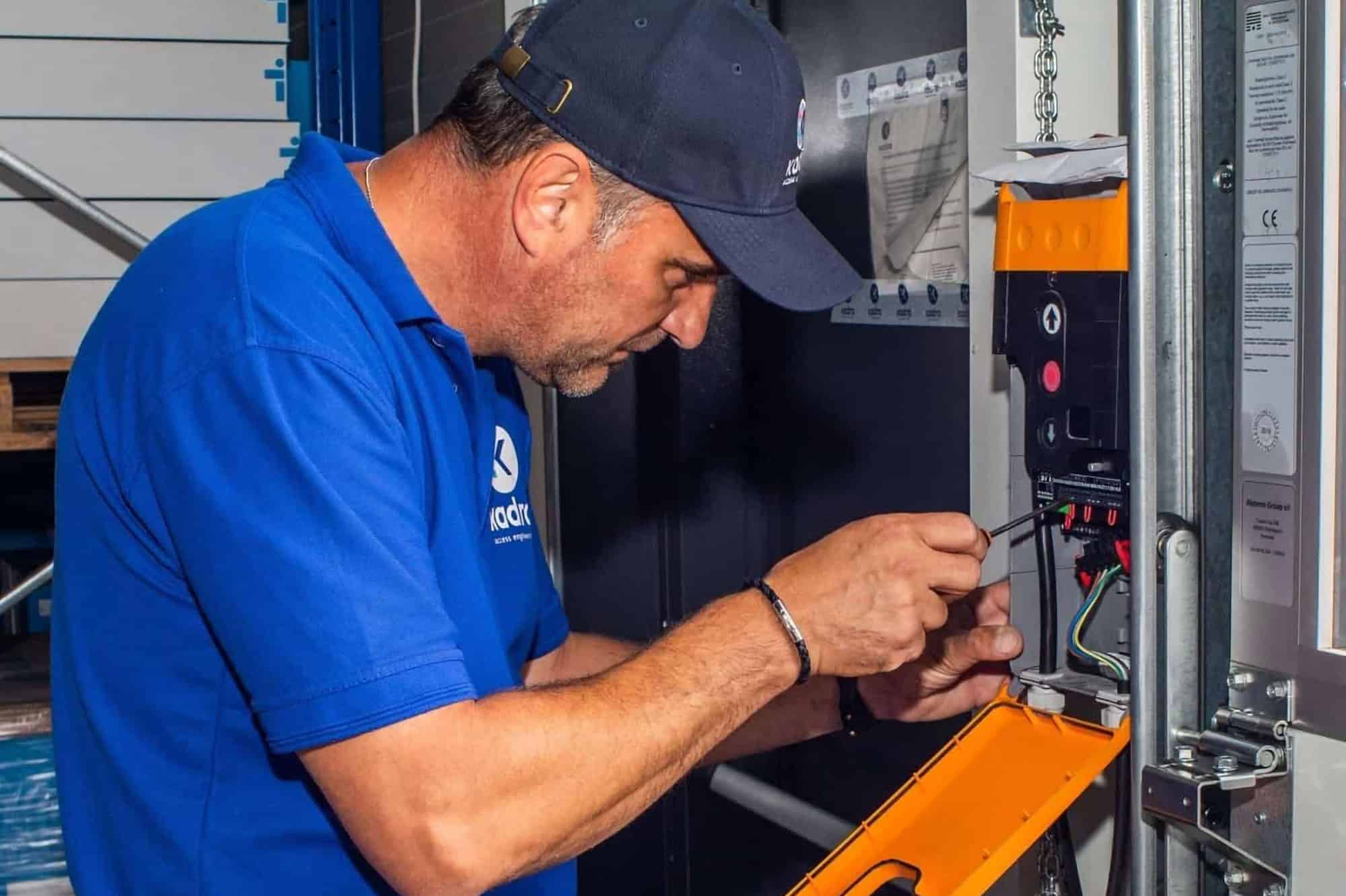 Mentenanță preventivă, predictivă sau corectivă a sistemelor automate de acces
