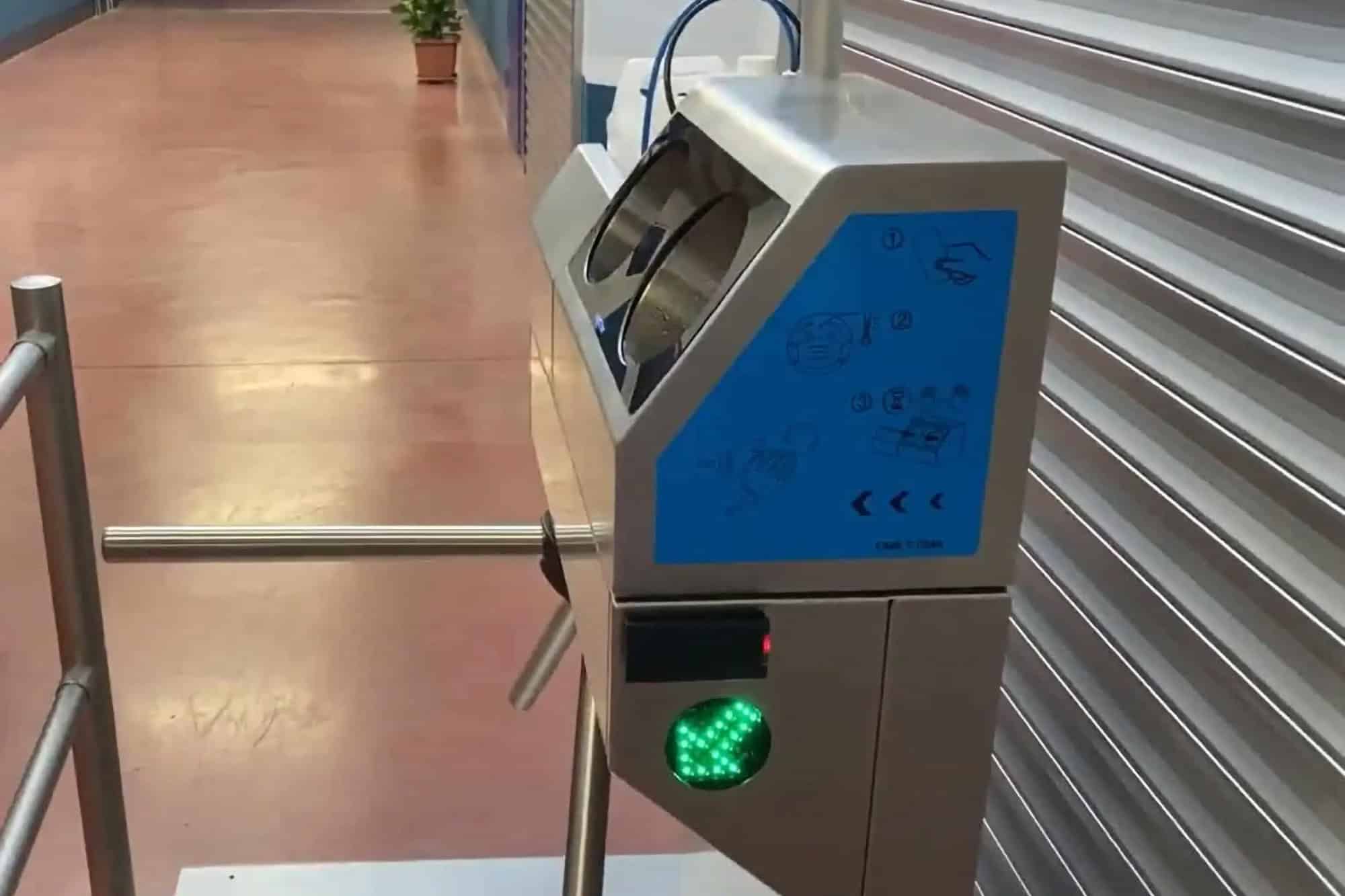 Turnichet cu funcție de dezinfectare