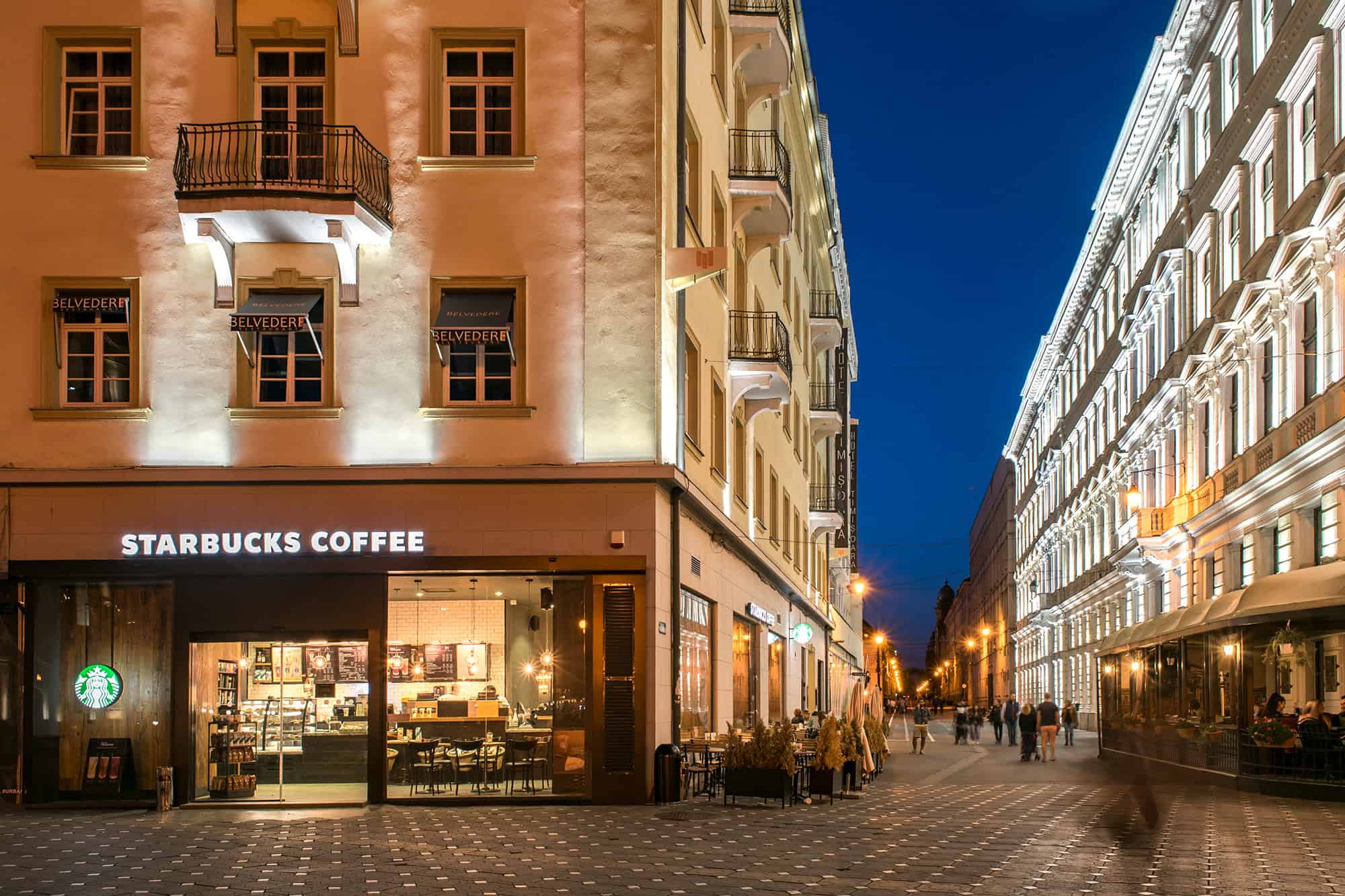 Uși automate magazin – ușă automată Starbucks Timișoara