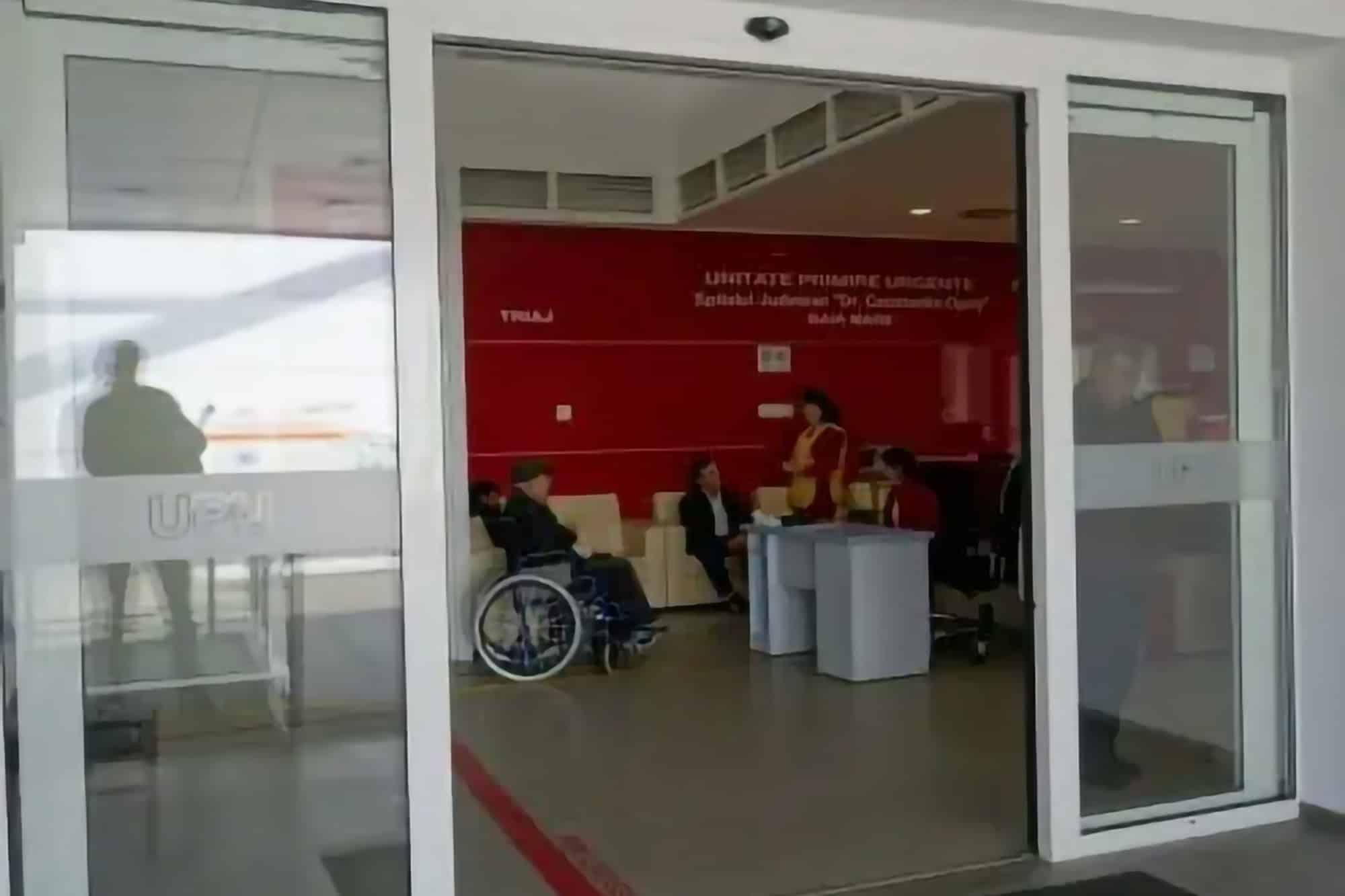 Ușile automate sunt soluții sigure și igienice de acces