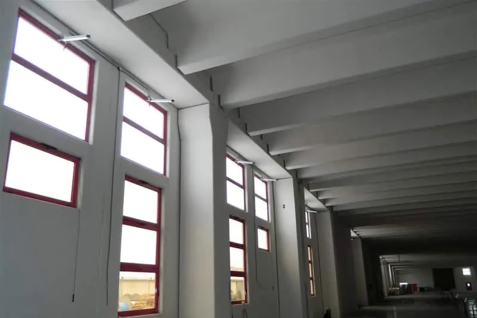 55 deschideri pneumatice pentru ferestre pentru Prysmian Slatina