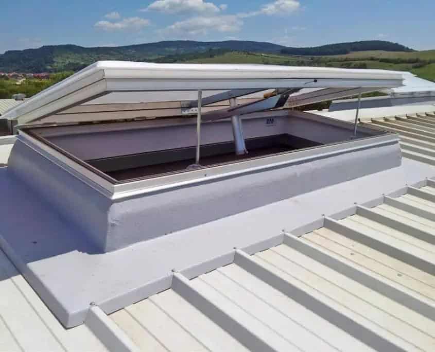 Elemente de construcție trape de fum