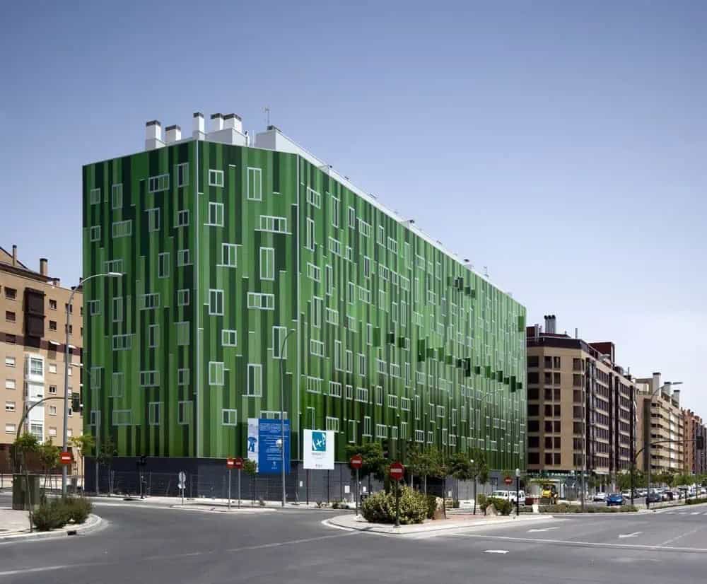Policarbonatul în arhitectura inovatoare