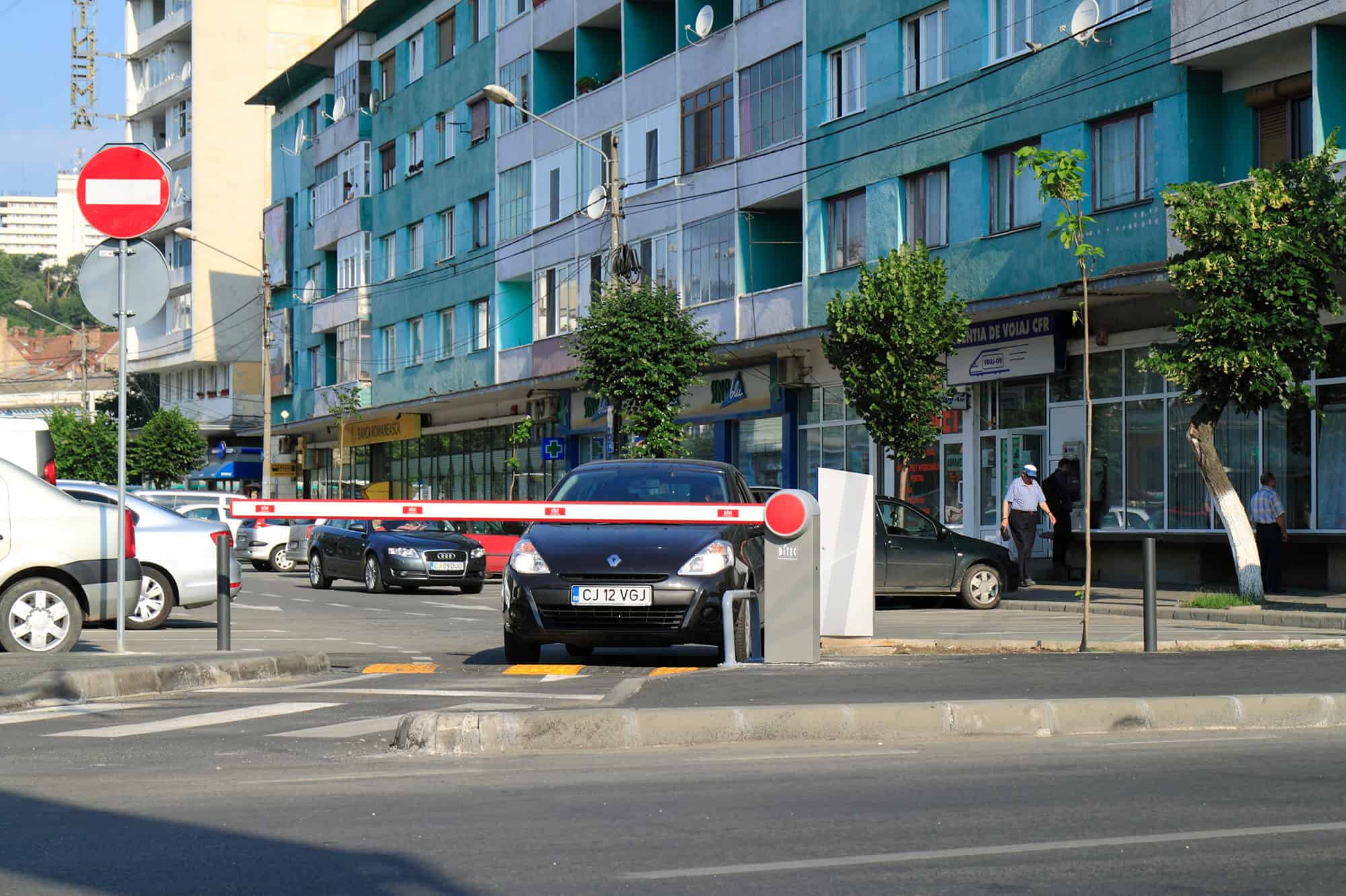 Sistem de parcare pentru clădiri și spații publice